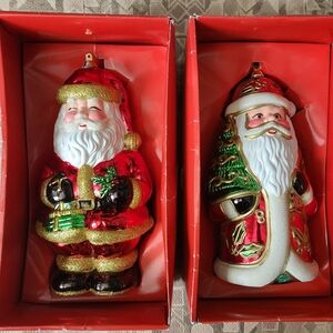 NIB 2 Pack Large Lightweight 8 inch Old Fashioned Santa Ornaments